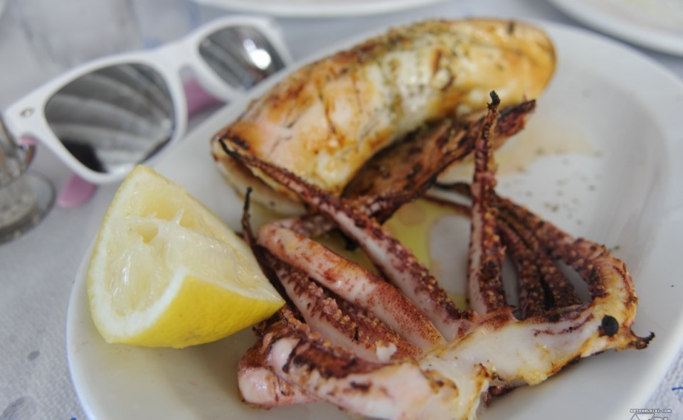 Un bon calamari pour profiter de la farniente de Santorini