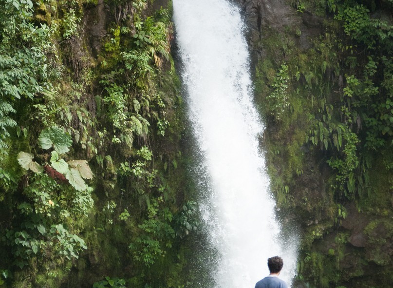 Une des nombreuses chutes d'eau du Costa Rica