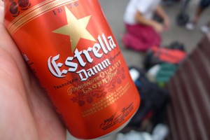 Estrella, la bière nationale de Barcelona (et d'Espagne) à 1€ dans la rue