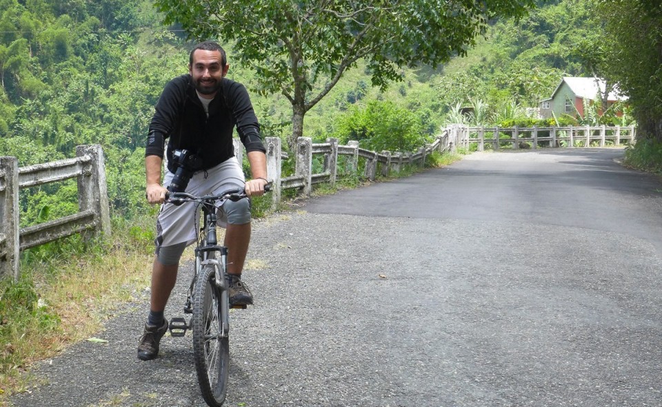 Maxime et sa pose de beau gosse en vélo dans les Blue Mountains